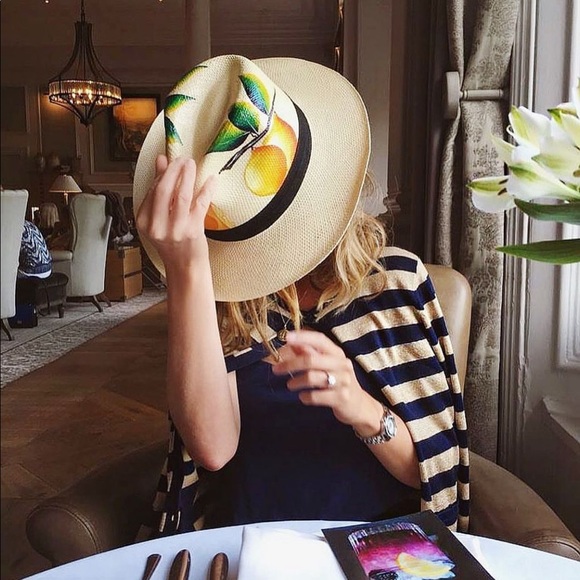 Hanniachar Hat - Picture 5 of 6